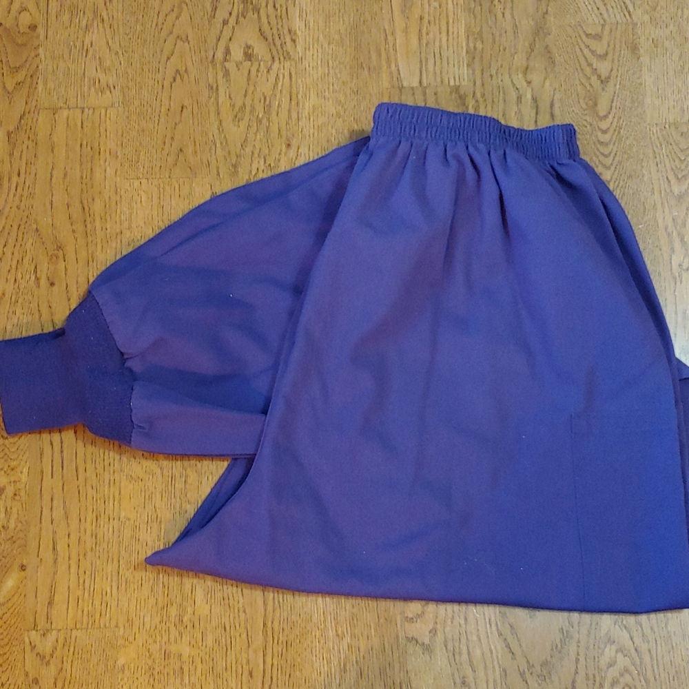 Simply Basic purple cuffed scrub bottoms large